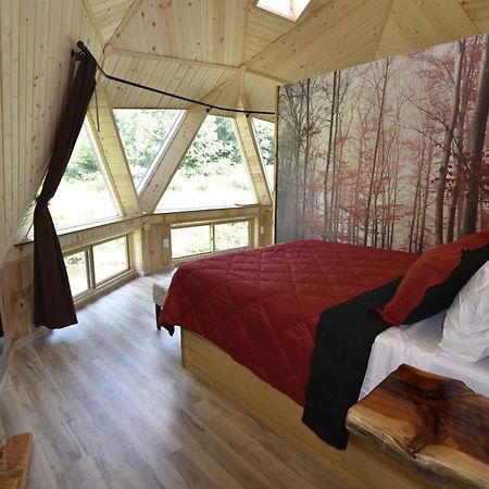 הוילה Topton Natahala Glamping Red Dome #23 מראה חיצוני תמונה
