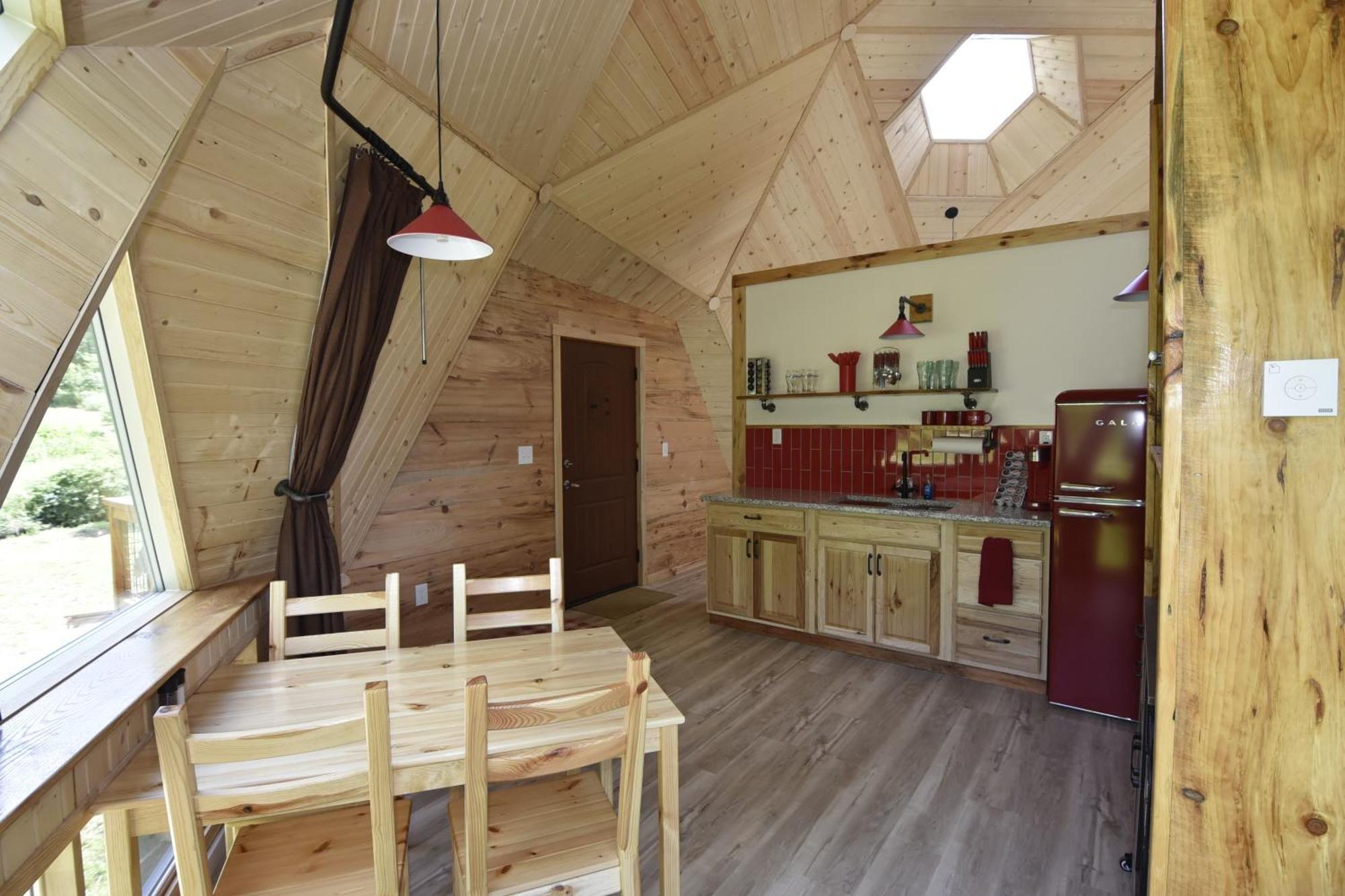 הוילה Topton Natahala Glamping Red Dome #23 מראה חיצוני תמונה