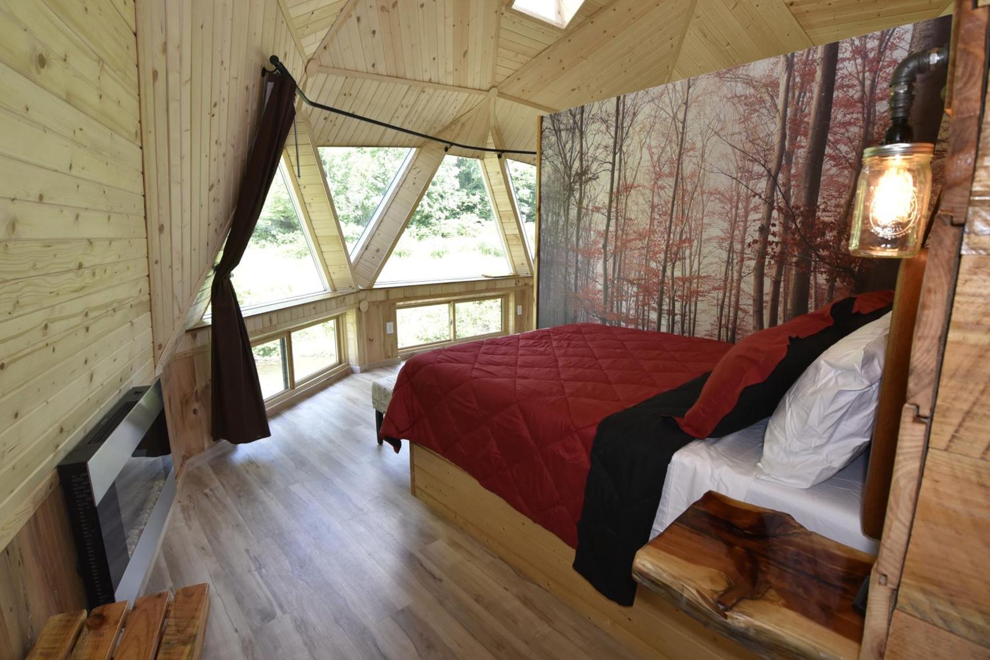 הוילה Topton Natahala Glamping Red Dome #23 מראה חיצוני תמונה
