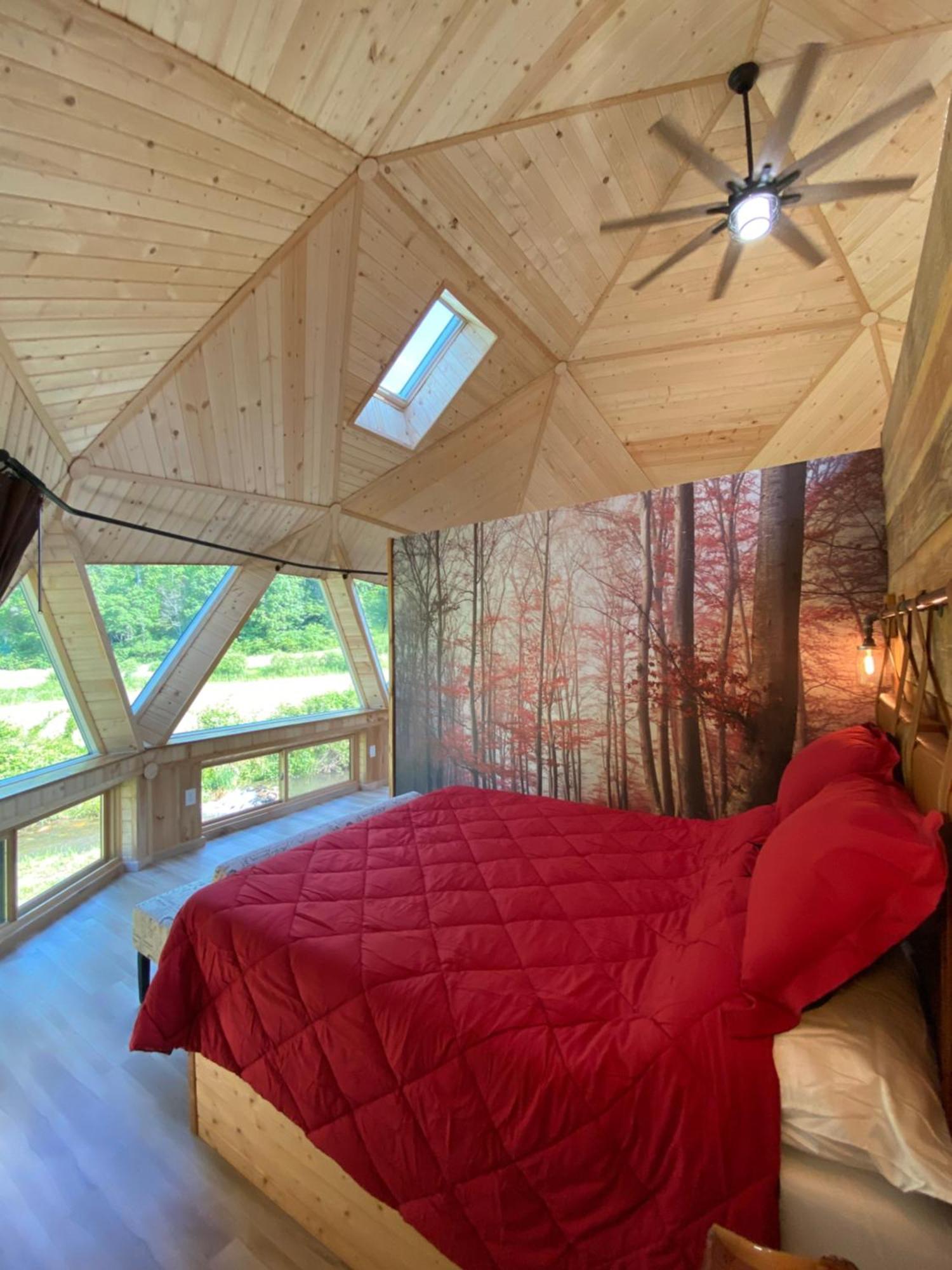 הוילה Topton Natahala Glamping Red Dome #23 מראה חיצוני תמונה