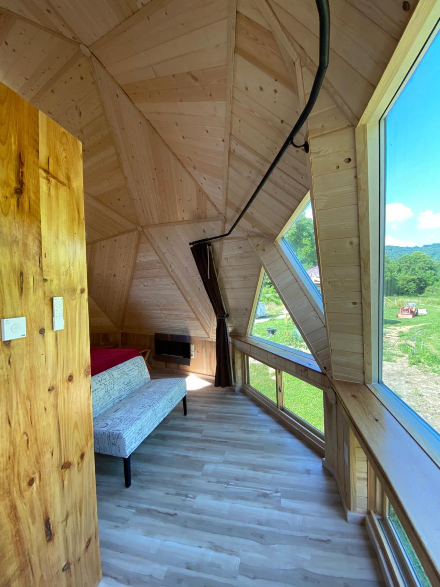 הוילה Topton Natahala Glamping Red Dome #23 מראה חיצוני תמונה