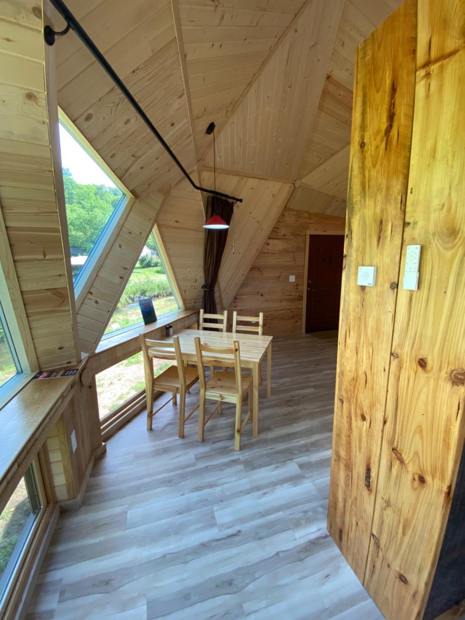 הוילה Topton Natahala Glamping Red Dome #23 מראה חיצוני תמונה