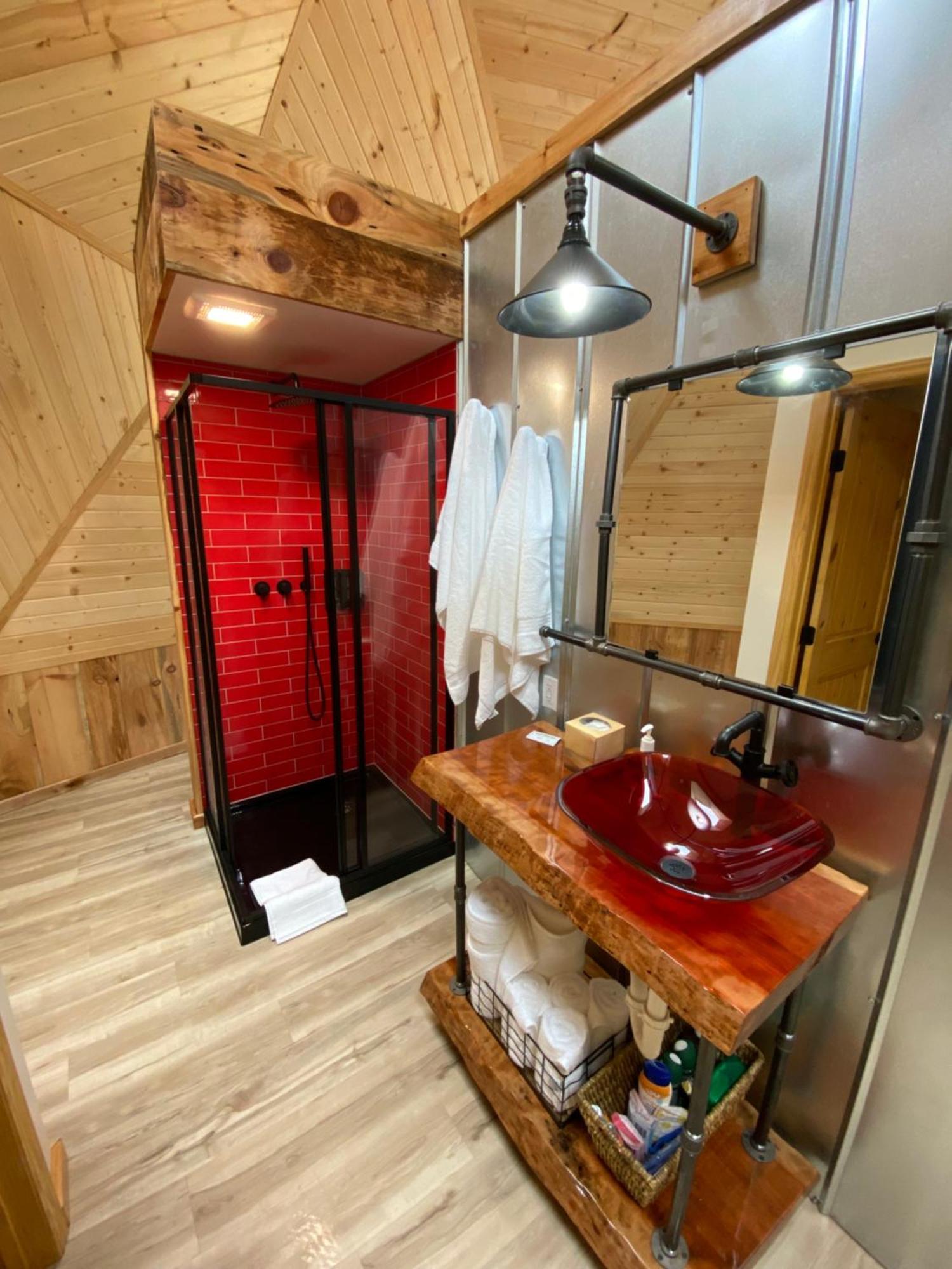 הוילה Topton Natahala Glamping Red Dome #23 מראה חיצוני תמונה
